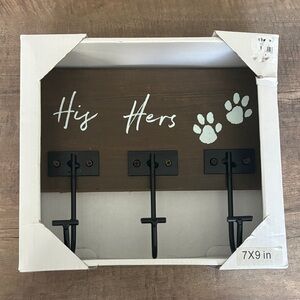 His & Hers Paw Print Wall Hook Rack - Brown and Black